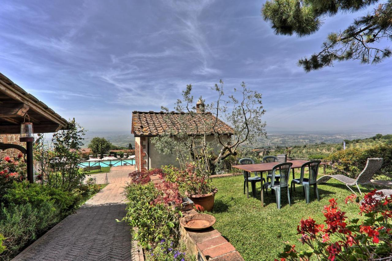 La Porta Aparthotel *